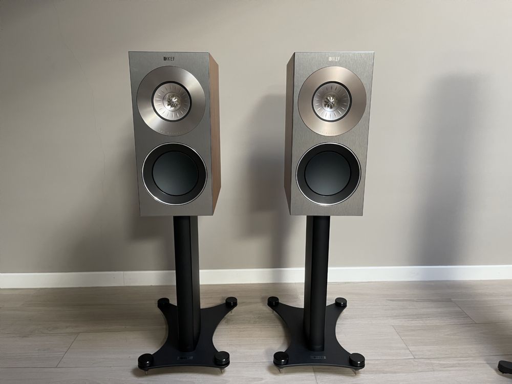 √ Kef Reference 1 + Stand Occasione Usato Codice 293249